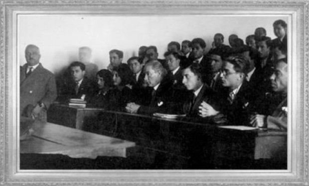 ATATÜRK'ÜN GENÇLİĞE HİTABESİ